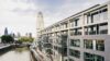 Außenansicht ticket.io Headquarter Köln Rheinauhafen mit Blick auf den Dom